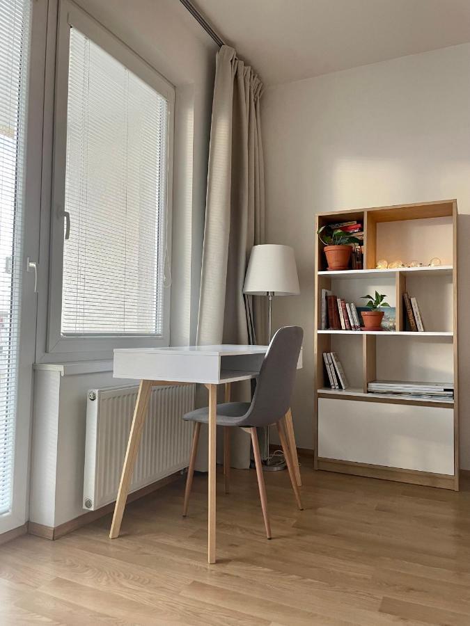 A Nice Place To Stay Apartments Prague Ngoại thất bức ảnh