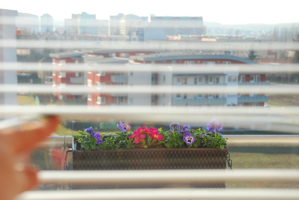 A Nice Place To Stay Apartments Prague Ngoại thất bức ảnh